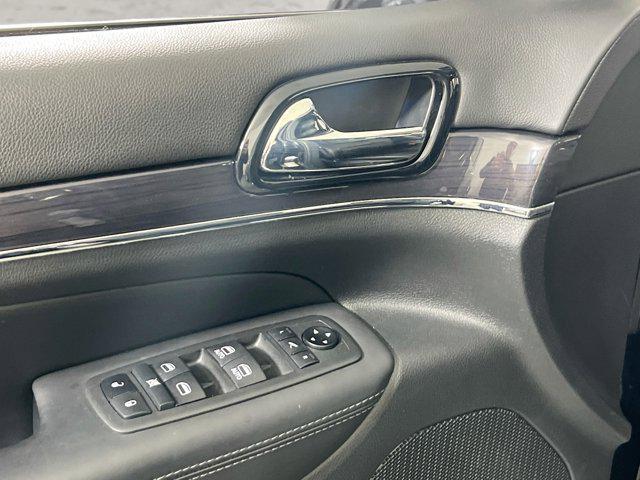 used 2021 Jeep Grand Cherokee car, priced at $32,121