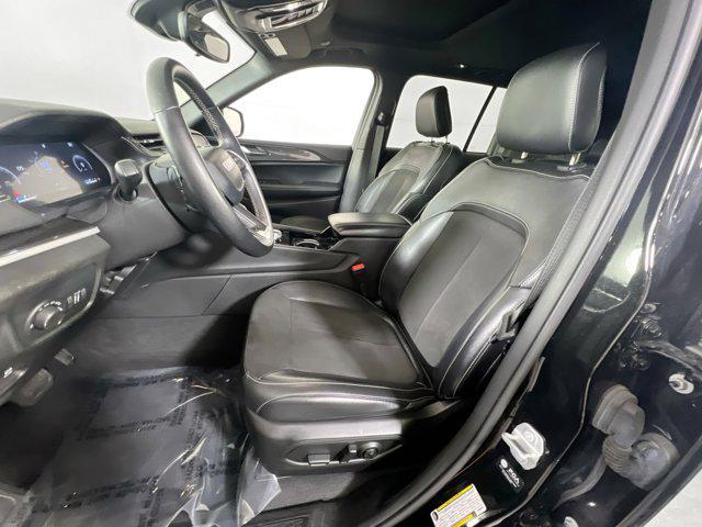 used 2022 Jeep Grand Cherokee car, priced at $32,994
