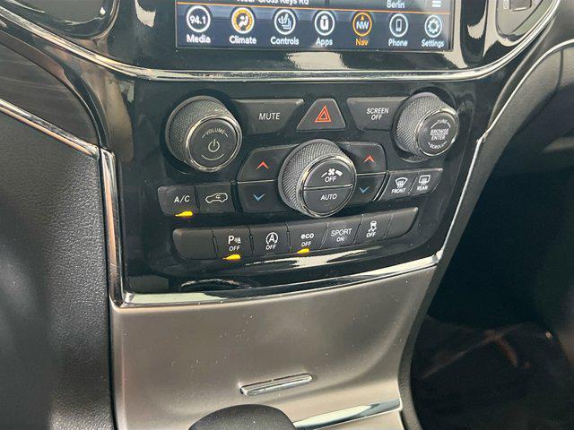 used 2022 Jeep Grand Cherokee car, priced at $31,076