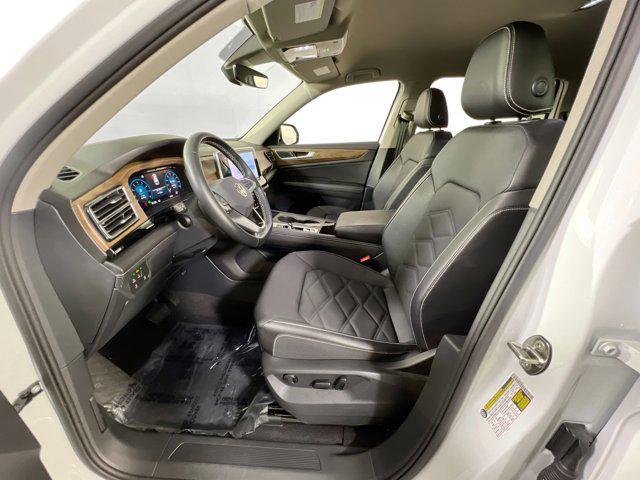 used 2024 Volkswagen Atlas car, priced at $33,134
