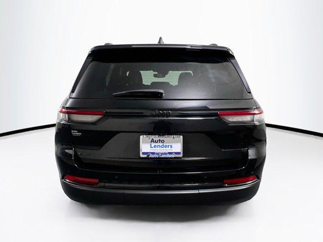 used 2022 Jeep Grand Cherokee car, priced at $34,548