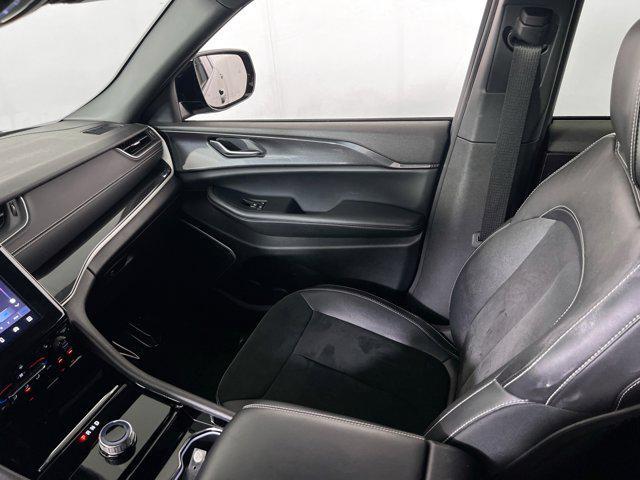 used 2022 Jeep Grand Cherokee car, priced at $34,548