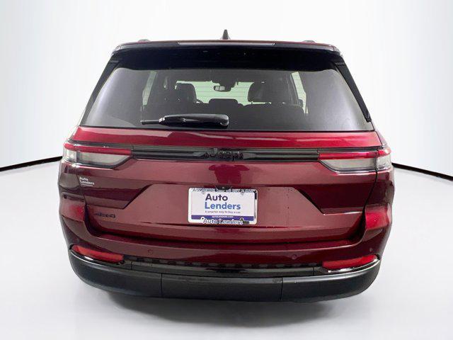 used 2023 Jeep Grand Cherokee car, priced at $35,880