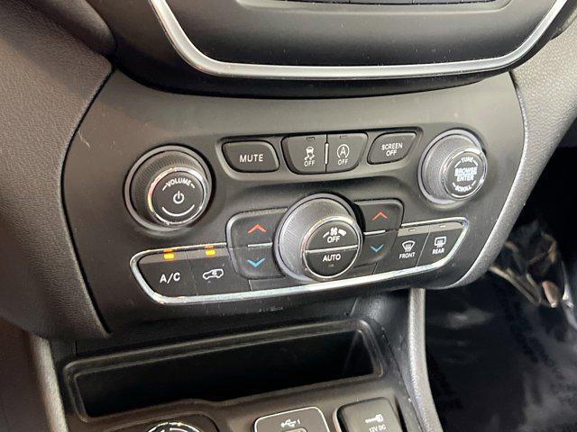 used 2020 Jeep Cherokee car, priced at $20,734