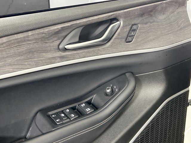 used 2022 Jeep Grand Cherokee car, priced at $33,915