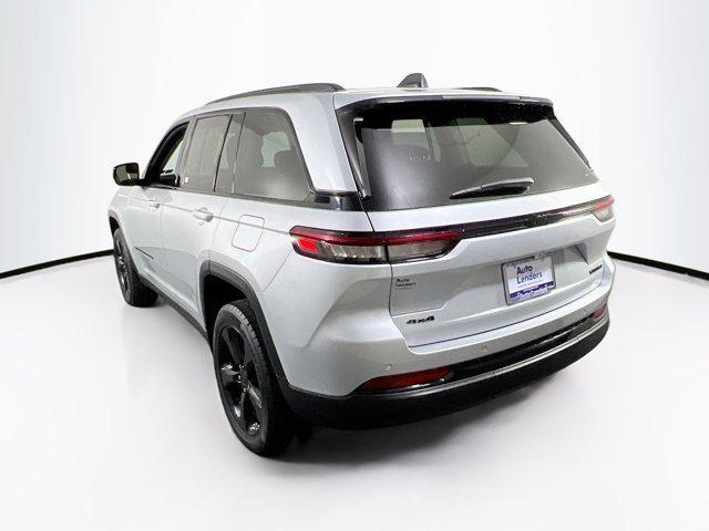 used 2022 Jeep Grand Cherokee car, priced at $33,345