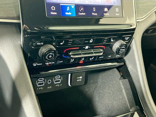 used 2022 Jeep Grand Cherokee car, priced at $33,345