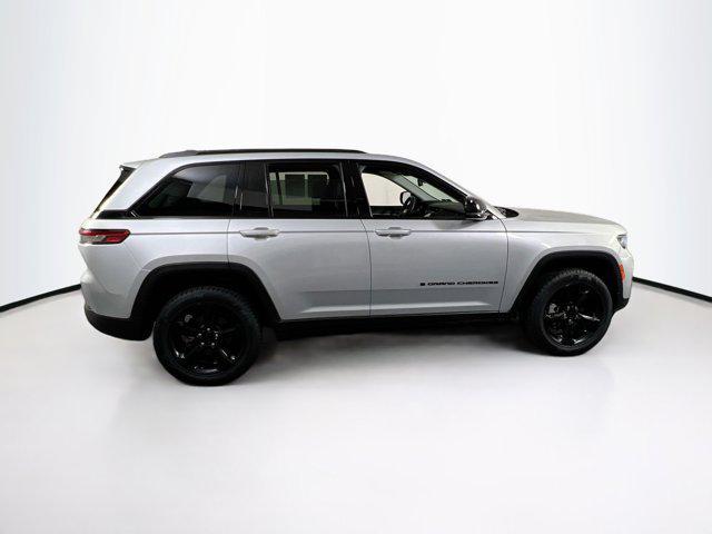 used 2022 Jeep Grand Cherokee car, priced at $33,345