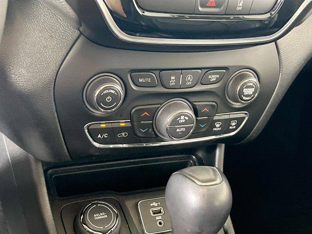 used 2022 Jeep Cherokee car, priced at $25,411