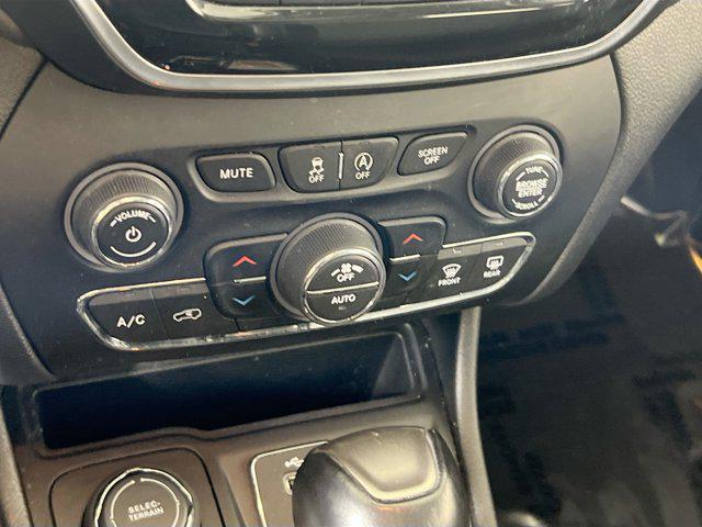 used 2021 Jeep Cherokee car, priced at $22,329