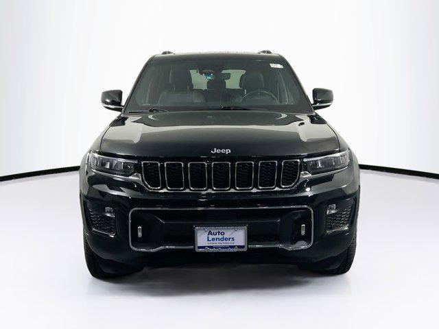 used 2022 Jeep Grand Cherokee car, priced at $35,995