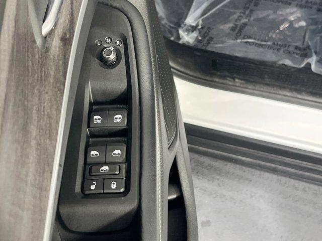 used 2023 Jeep Grand Cherokee car, priced at $36,082