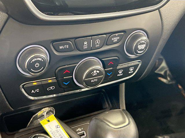 used 2022 Jeep Cherokee car, priced at $22,887
