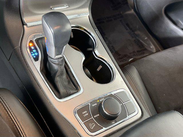 used 2022 Jeep Grand Cherokee car, priced at $28,314