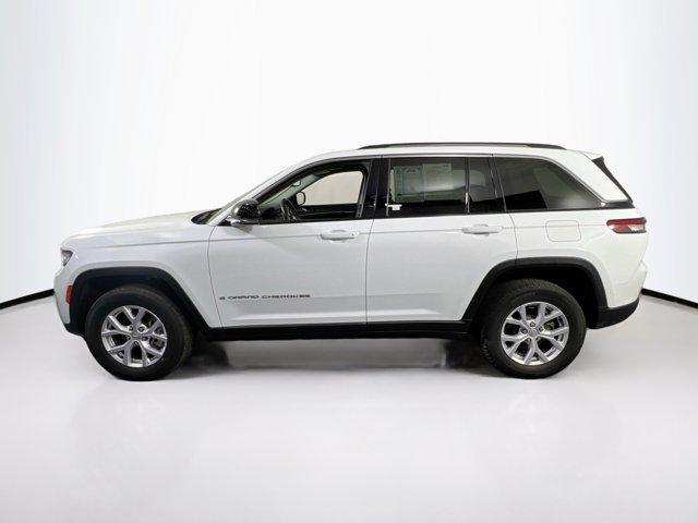 used 2022 Jeep Grand Cherokee car, priced at $35,551
