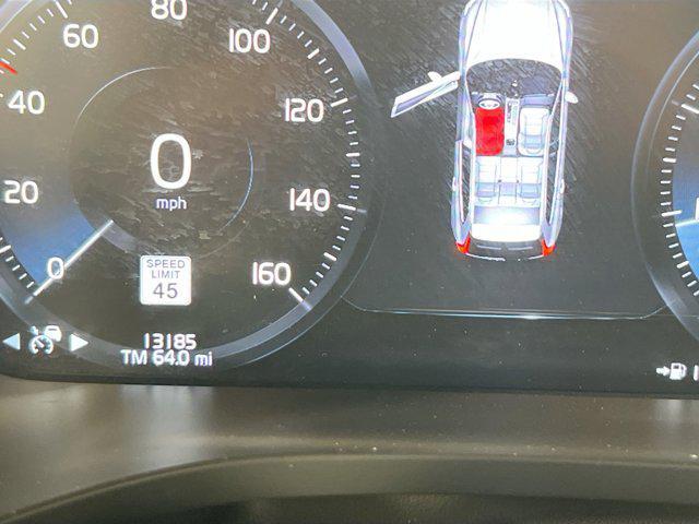 used 2021 Volvo XC60 car, priced at $34,495