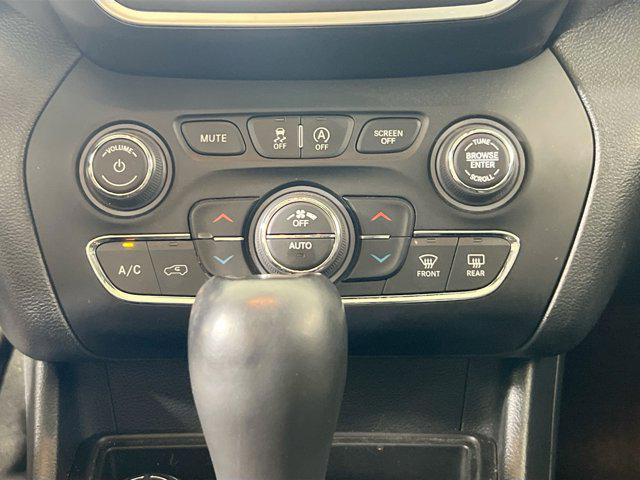 used 2022 Jeep Cherokee car, priced at $24,370