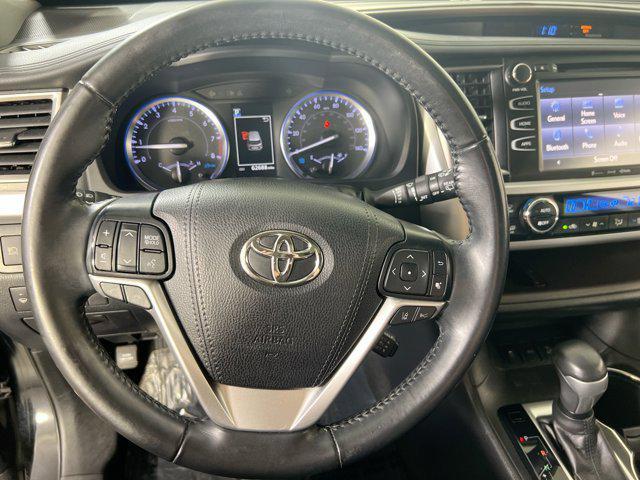 used 2019 Toyota Highlander car, priced at $28,172