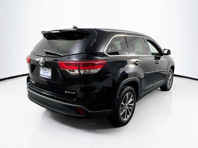 used 2019 Toyota Highlander car, priced at $28,172