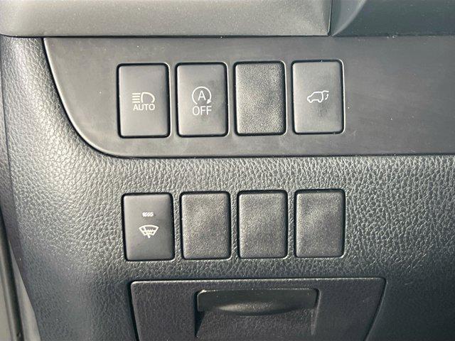 used 2019 Toyota Highlander car, priced at $28,172