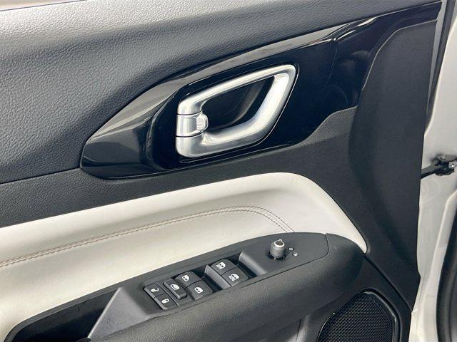 used 2022 Jeep Compass car, priced at $21,615