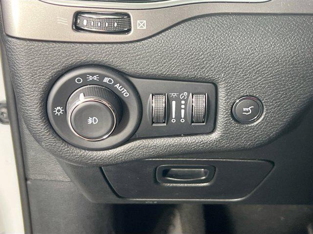 used 2022 Jeep Cherokee car, priced at $29,756