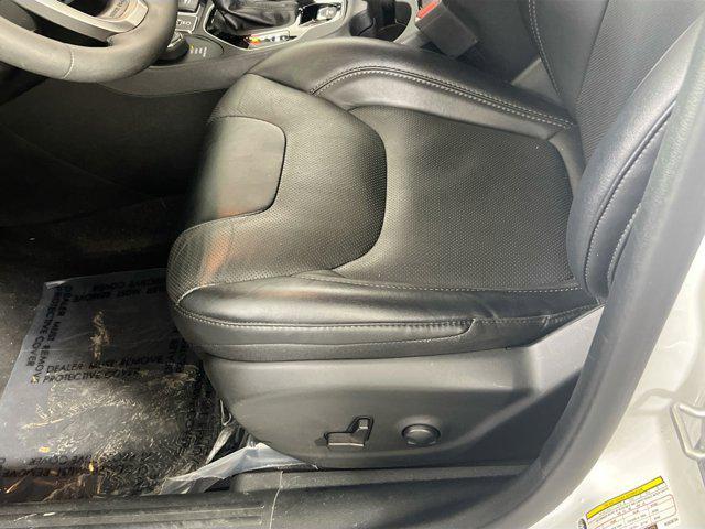 used 2022 Jeep Cherokee car, priced at $29,756