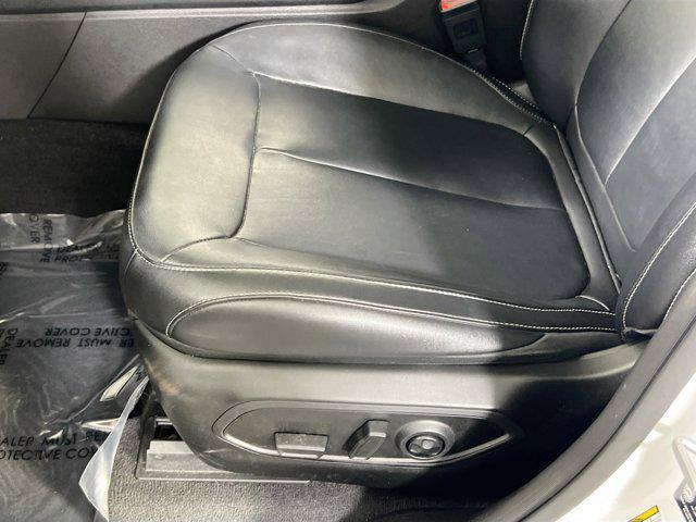 used 2022 Jeep Grand Cherokee car, priced at $35,237