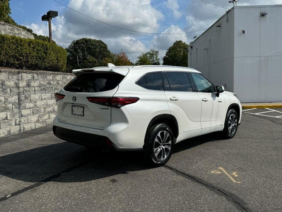 used 2021 Toyota Highlander Hybrid car, priced at $41,995