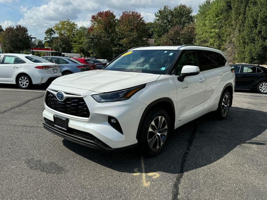 used 2021 Toyota Highlander Hybrid car, priced at $41,995