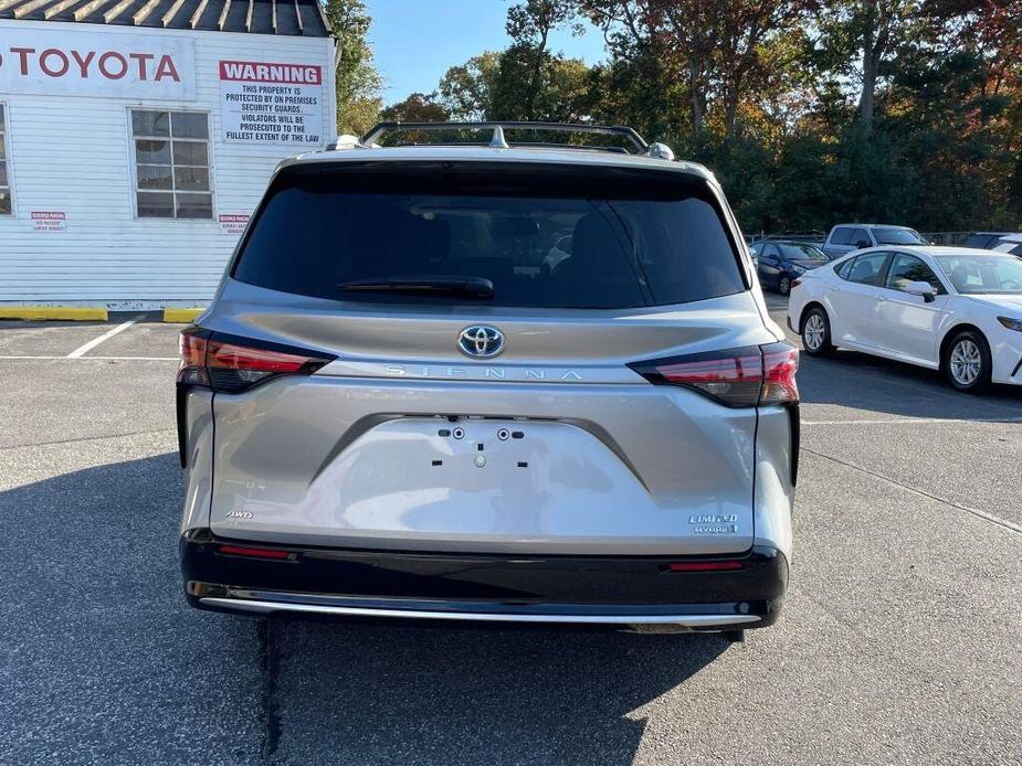 used 2024 Toyota Sienna car, priced at $61,991