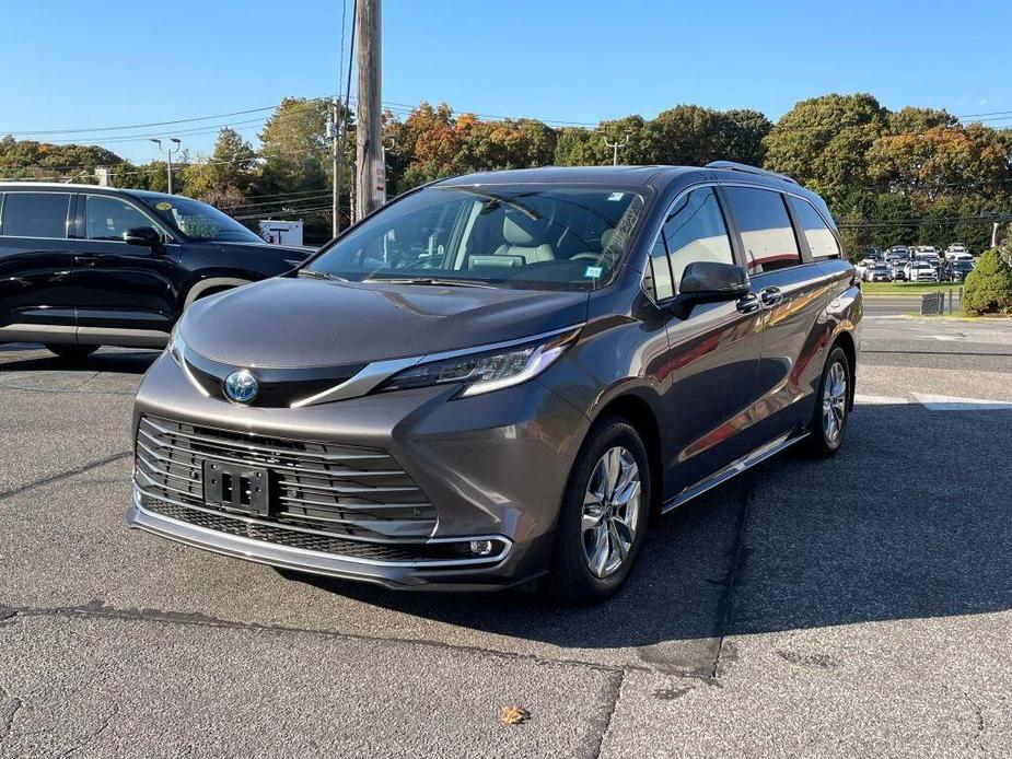 used 2024 Toyota Sienna car, priced at $62,491