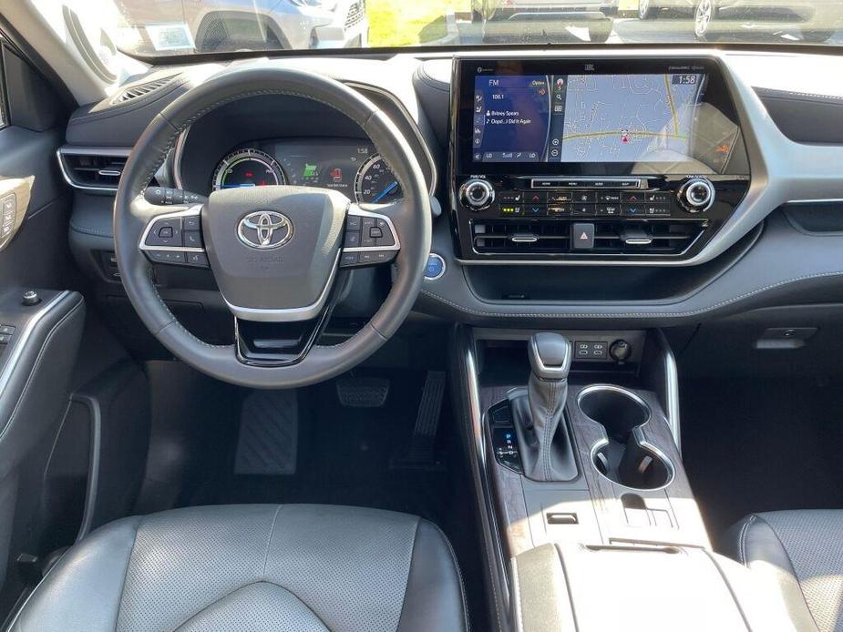 used 2022 Toyota Highlander Hybrid car, priced at $51,791