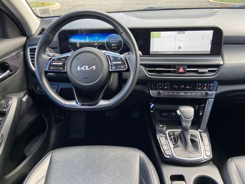 used 2024 Kia Seltos car, priced at $23,265