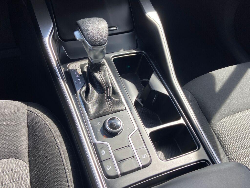 used 2022 Kia Sorento car, priced at $23,495