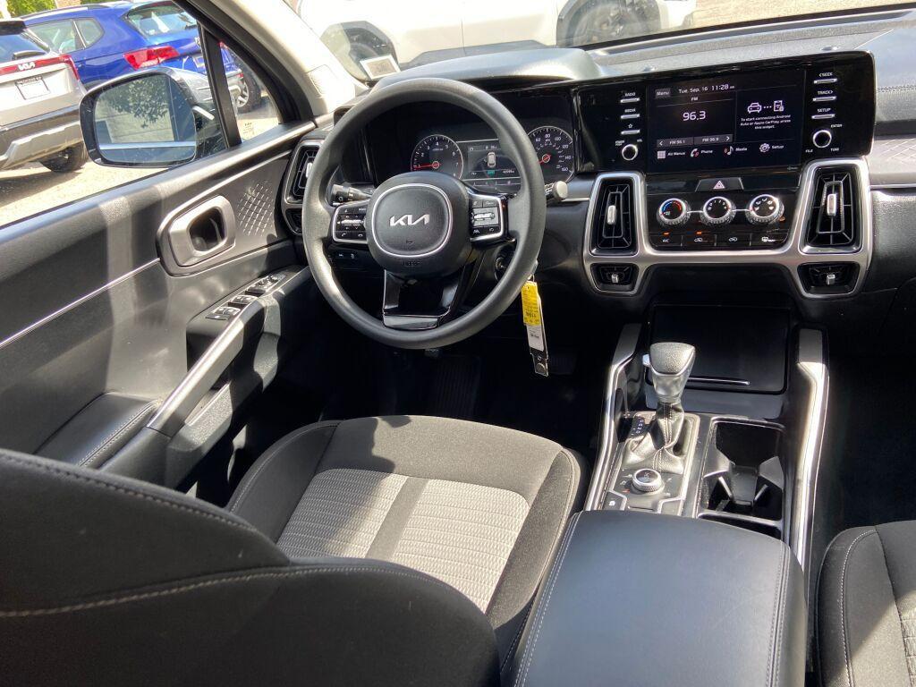 used 2022 Kia Sorento car, priced at $23,495