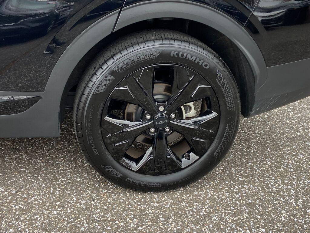 used 2025 Kia Sportage car, priced at $29,994