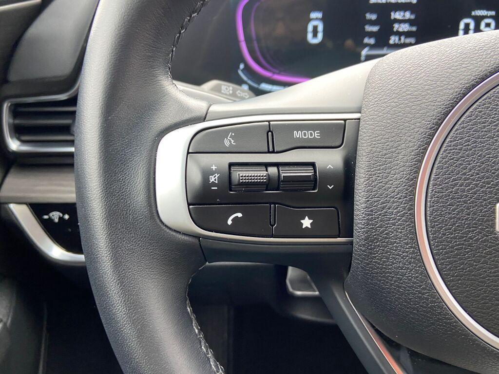 used 2025 Kia Sportage car, priced at $29,994