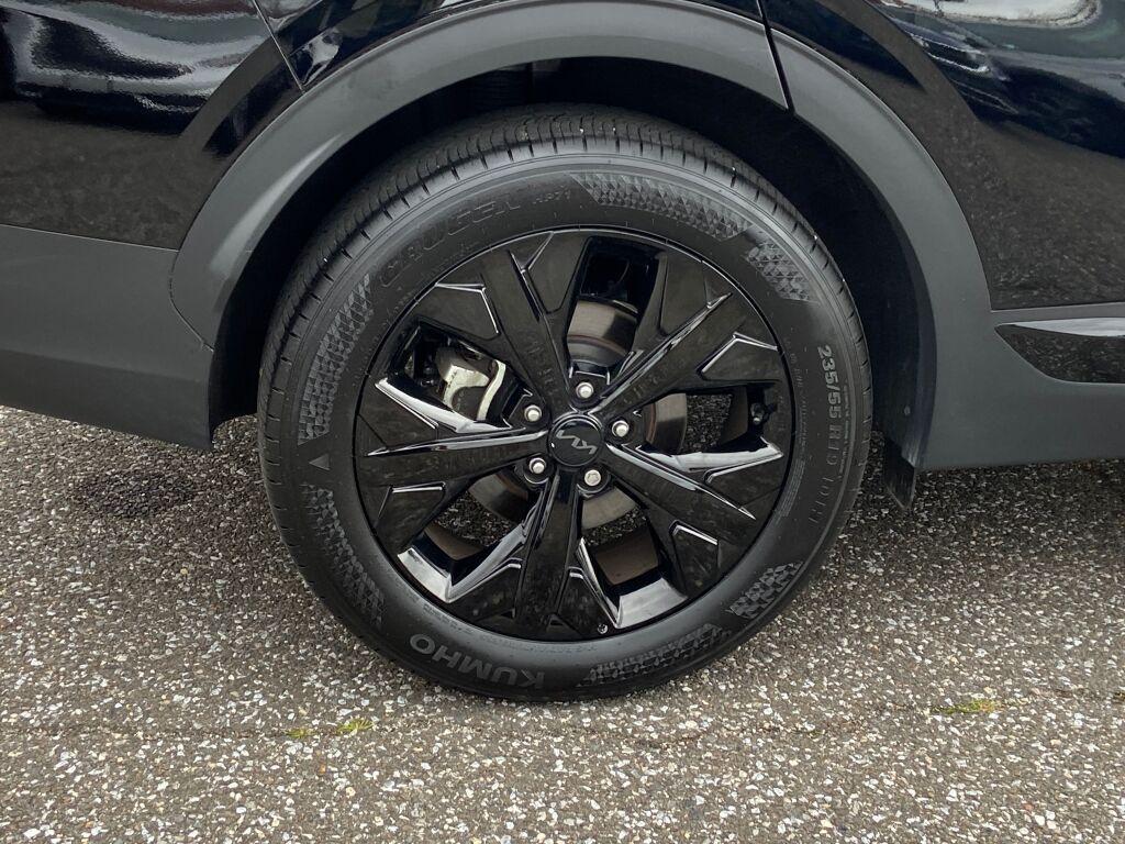 used 2025 Kia Sportage car, priced at $29,994