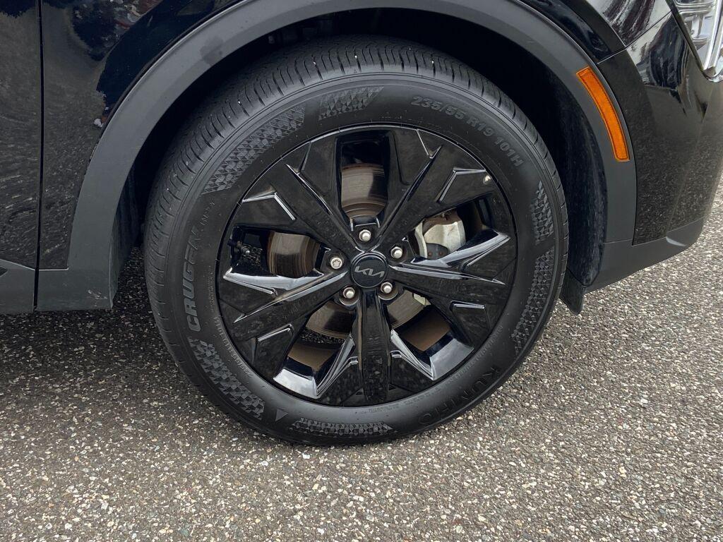 used 2025 Kia Sportage car, priced at $29,994