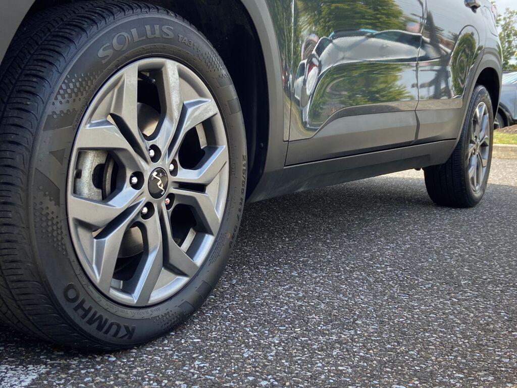 used 2024 Kia Seltos car, priced at $23,995