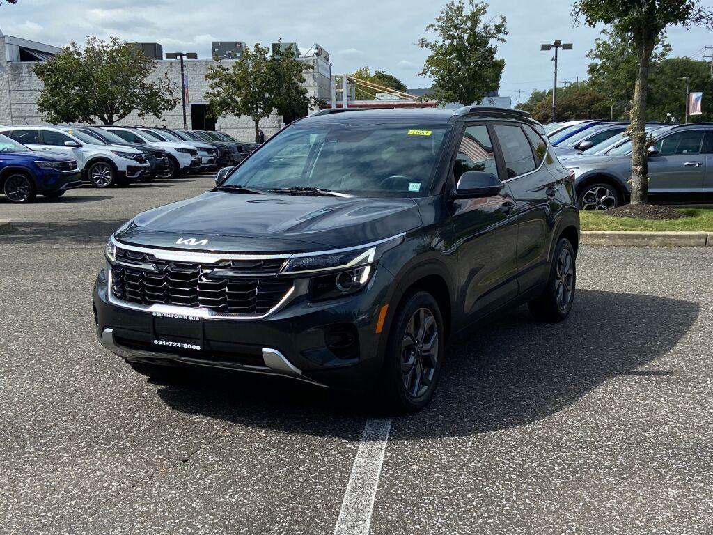 used 2024 Kia Seltos car, priced at $23,995
