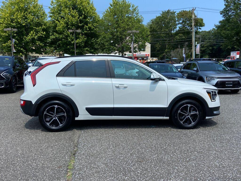 used 2024 Kia Niro car, priced at $25,671