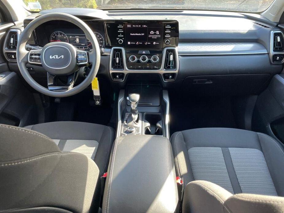 used 2023 Kia Sorento car, priced at $26,406