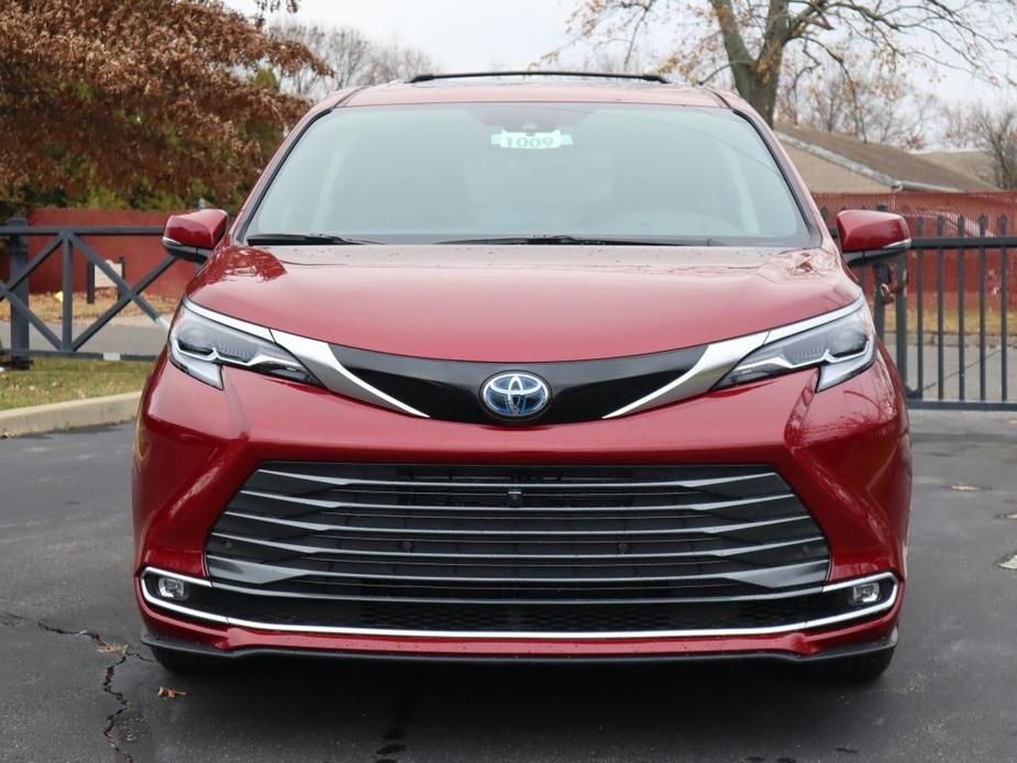 used 2022 Toyota Sienna car, priced at $54,991