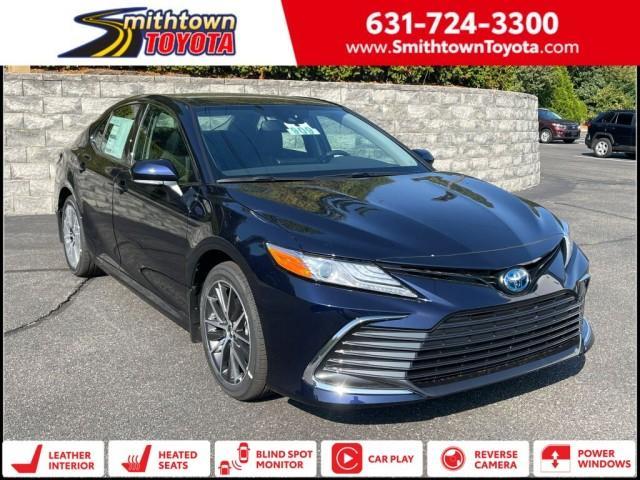 used 2022 Toyota Camry Hybrid car, priced at $28,791