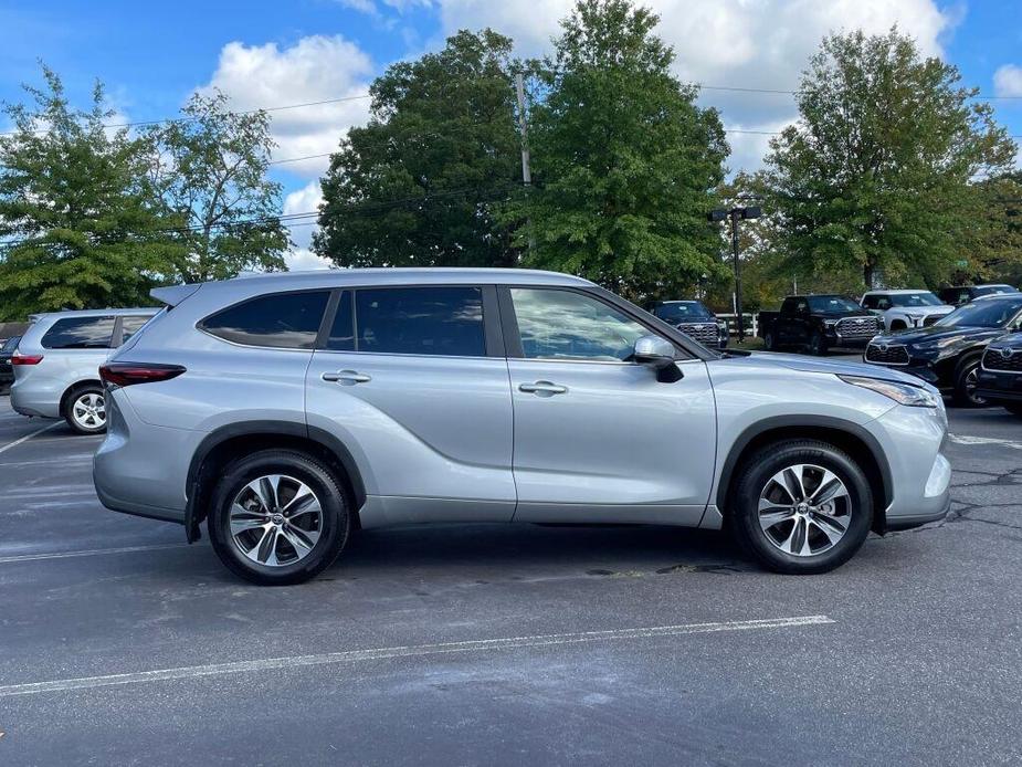 used 2024 Toyota Highlander car, priced at $45,791