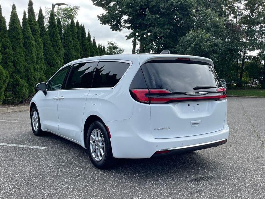 used 2023 Chrysler Pacifica car, priced at $26,395