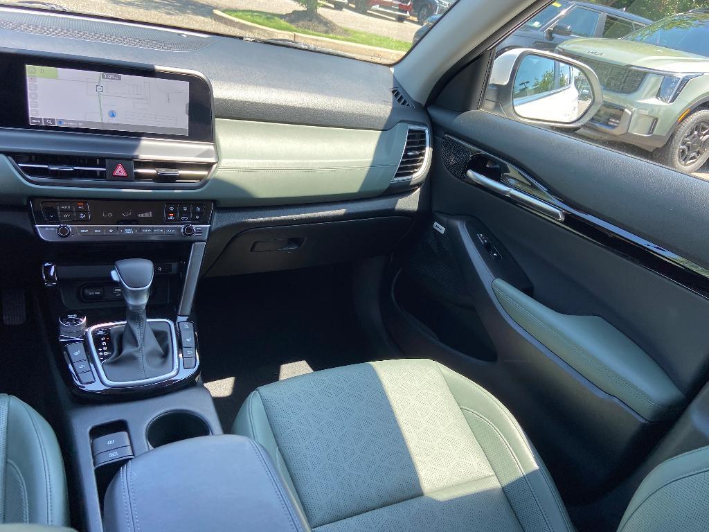used 2024 Kia Seltos car, priced at $27,461