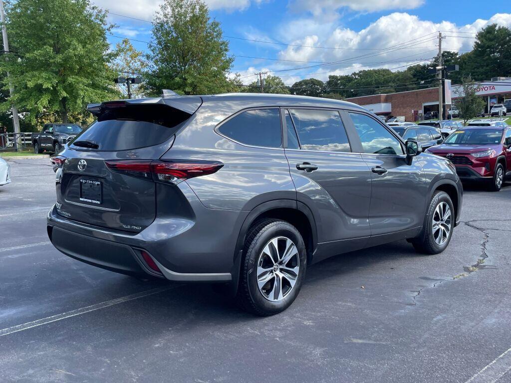 used 2024 Toyota Highlander car, priced at $42,791